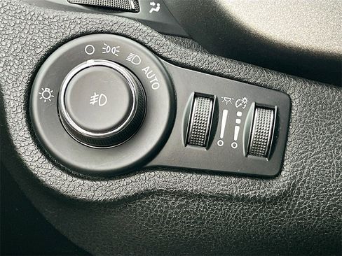 Used 2018 FIAT 500X Trekking image 10