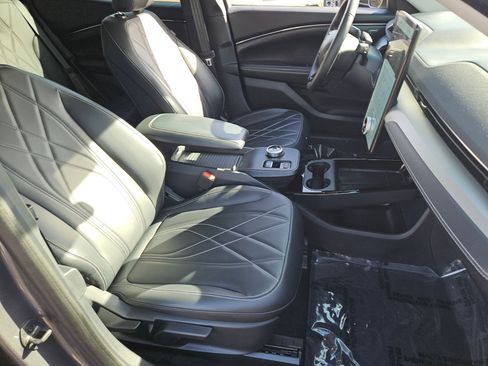 Used 2021 Ford Mustang Mach-E Select w/ Comfort/Technology Package image 25