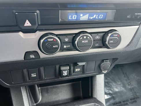 Used 2022 Toyota Tacoma SR5 image 17