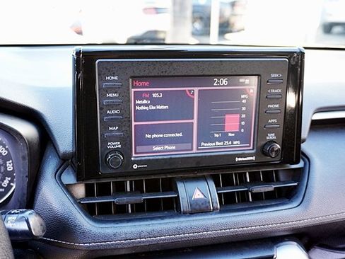 Used 2021 Toyota RAV4 XLE image 24