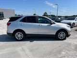 Used 2020 Chevrolet Equinox LS w/ LS Convenience Package image 4