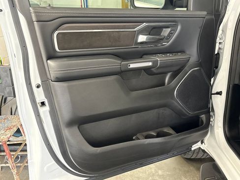 Used 2025 RAM 1500 Laramie w/ Sport Appearance Package AWD/4WD image 14