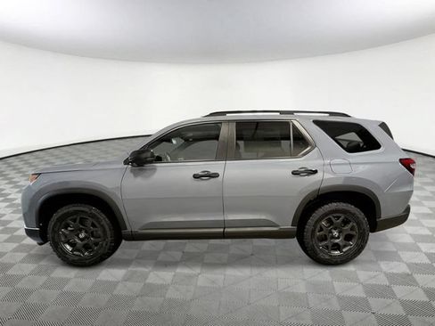 New 2026 Honda Pilot TrailSport image 3