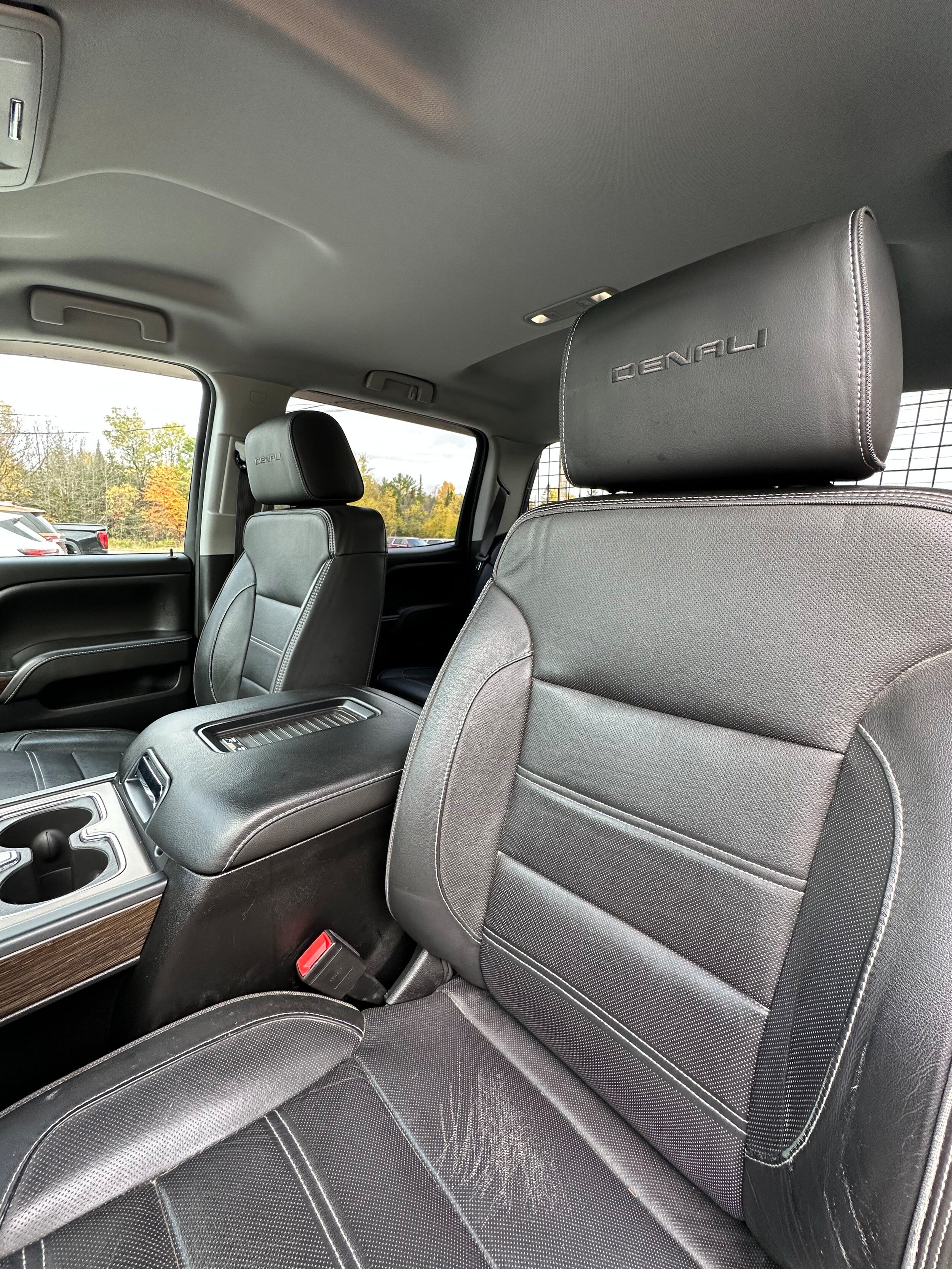 Used 2019 GMC Sierra 3500 Denali w/ Duramax Plus Package AWD/4WD image 13