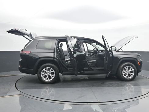 Used 2022 Jeep Grand Cherokee L Limited AWD/4WD image 37