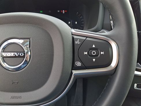 Used 2025 Volvo S60 B5 Core AWD/4WD image 23