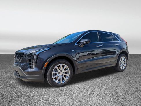 Certified 2023 Cadillac XT4 Luxury FWD image 1
