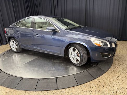 Used 2012 Volvo S60 T5 image 5