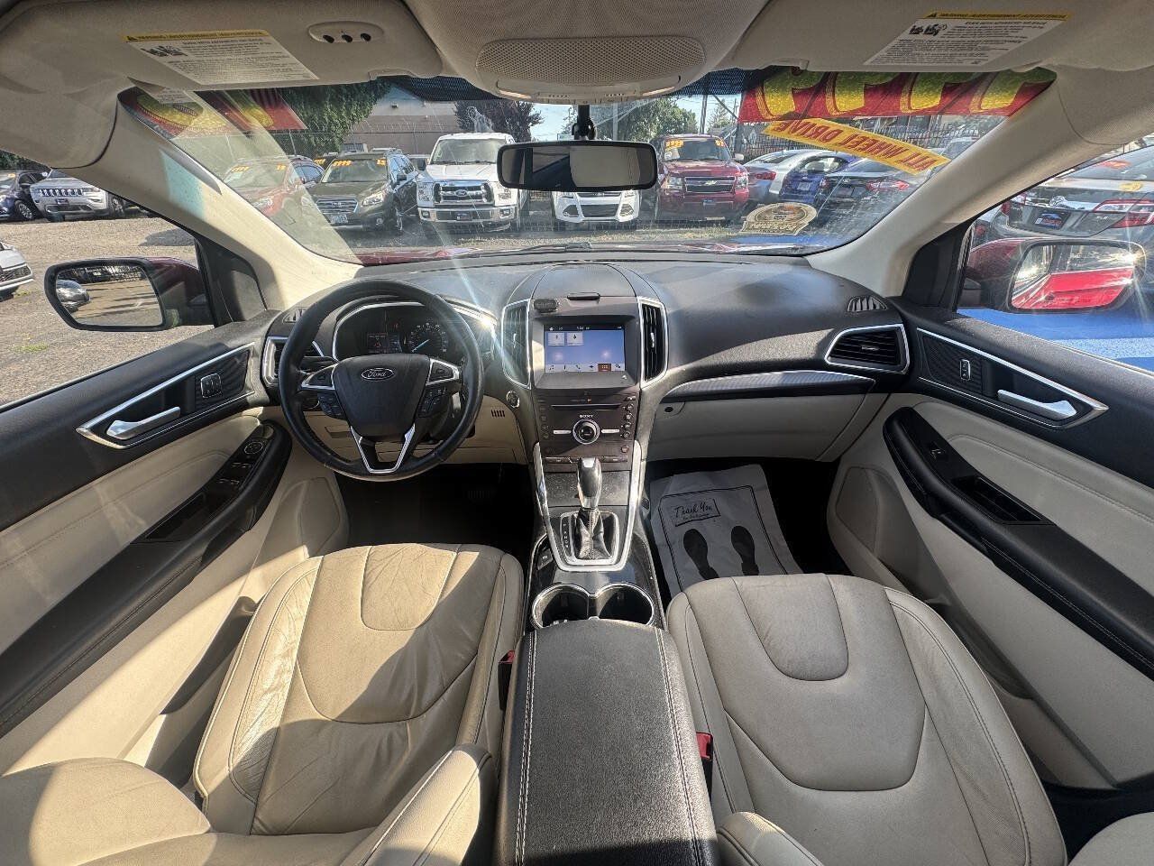 Used 2016 Ford Edge Titanium w/ Technology Package AWD/4WD image 12