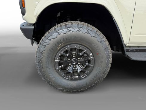 New 2026 Ford Bronco Raptor AWD/4WD image 9