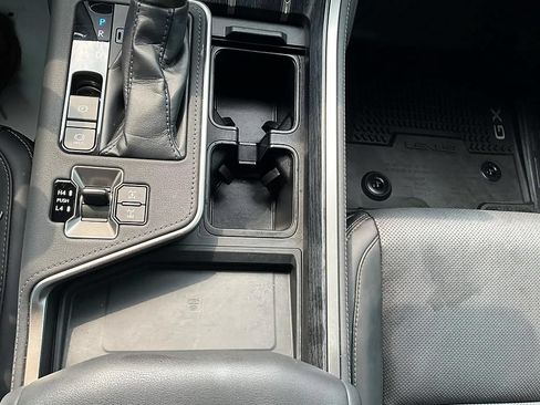 Used 2024 Lexus GX 550 AWD/4WD image 27