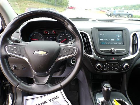 Used 2018 Chevrolet Equinox LT FWD image 10