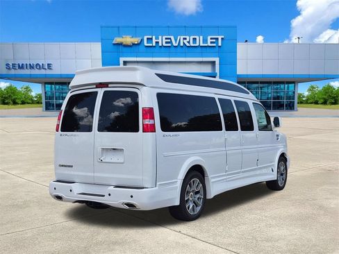 New 2026 Chevrolet Express 2500 Extended w/ Driver Convenience Package RWD image 4
