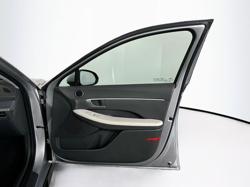 Used 2025 Hyundai Sonata SEL image 32