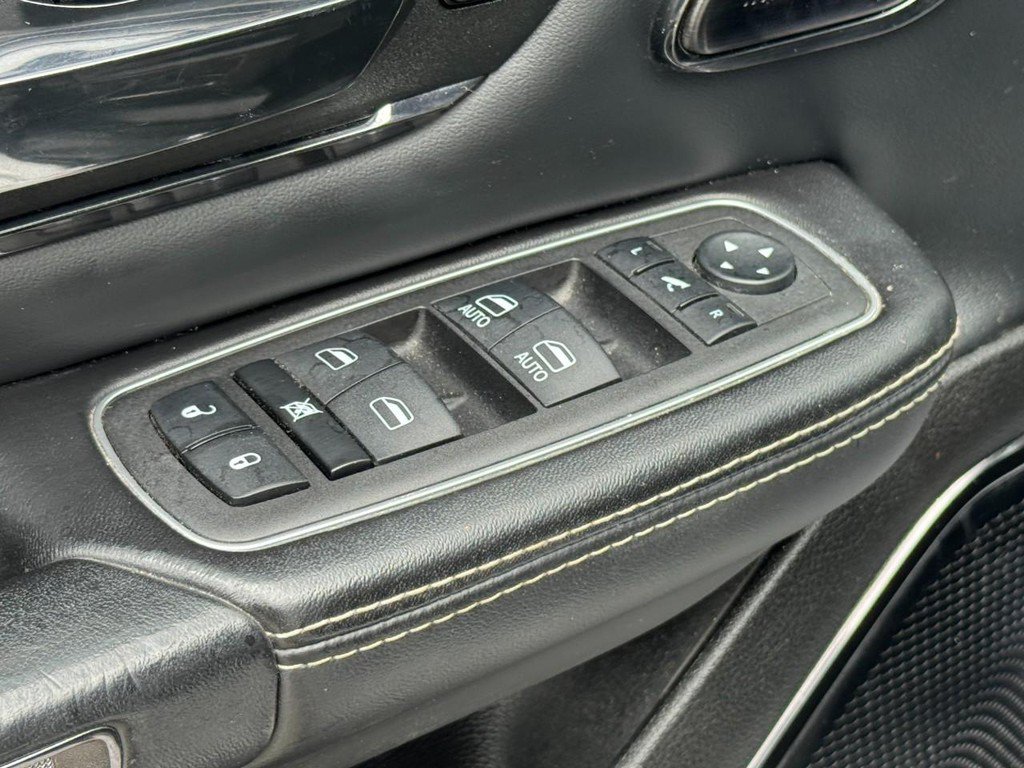 Used 2023 RAM 1500 Limited AWD/4WD image 26