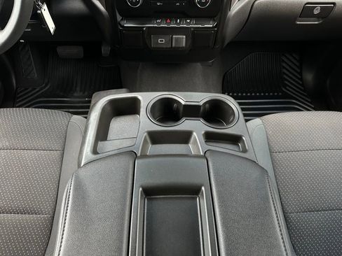 Used 2020 Chevrolet Silverado 1500 Custom w/ Custom Convenience Package image 21