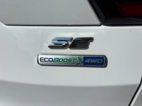 Used 2019 Ford Escape SE AWD/4WD image 11