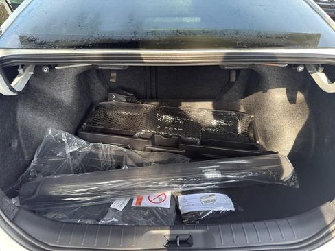 New 2025 Nissan Altima 2.5 SR w/ SR Premium Package image 32