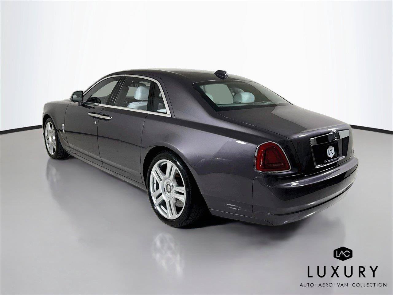 Used 2019 Rolls-Royce Ghost RWD image 7