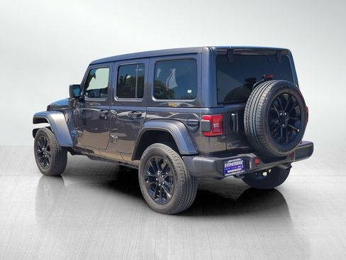 Used 2025 Jeep Wrangler Unlimited Sahara w/ Safety Group AWD/4WD image 6
