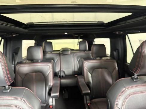 Used 2024 Ford Expedition Max Limited AWD/4WD image 14