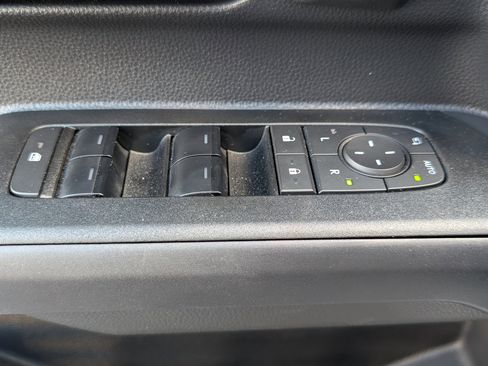 Used 2025 Toyota 4Runner Trailhunter image 19