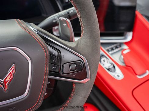 Used 2021 Chevrolet Corvette Stingray Premium Conv w/ Z51 Performance Package image 35