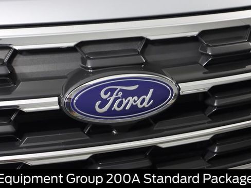 Certified 2025 Ford Explorer Active w/ Active Comfort Package AWD/4WD image 16