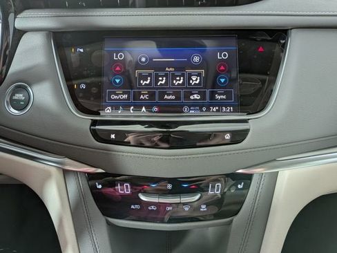 Used 2025 Cadillac XT5 Premium Luxury w/ LPO, Floor Liner Package image 23