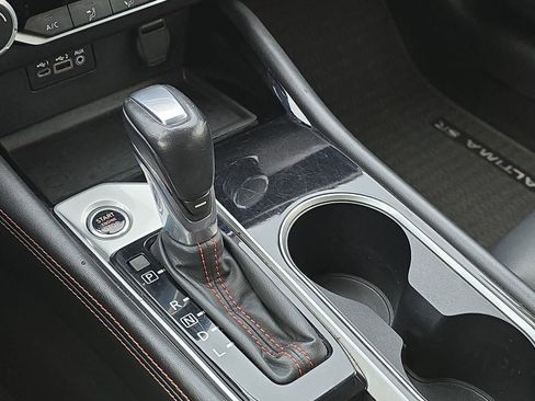 Used 2024 Nissan Altima 2.5 SR image 25