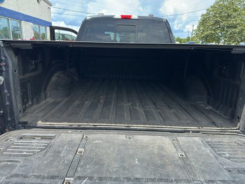 Used 2021 Ford F150 Lariat w/ Equipment Group 502A High AWD/4WD image 16