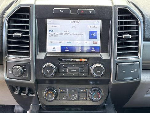 Used 2022 Ford F250 XLT w/ Black Appearance Package AWD/4WD image 24