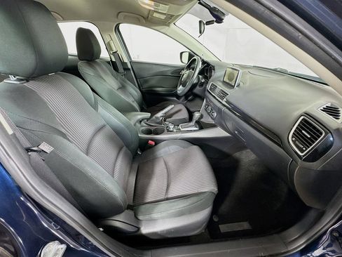 Used 2016 MAZDA MAZDA3 i Sport w/ Preferred Equipment Package FWD image 32