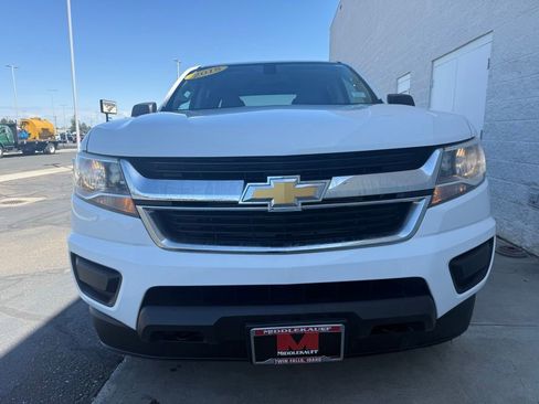 Used 2018 Chevrolet Colorado W/T w/ WT Convenience Package AWD/4WD image 2