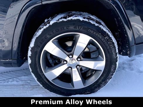 Used 2015 Jeep Grand Cherokee Overland image 9