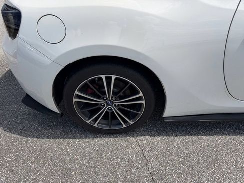 Used 2016 Subaru BRZ Premium RWD image 5