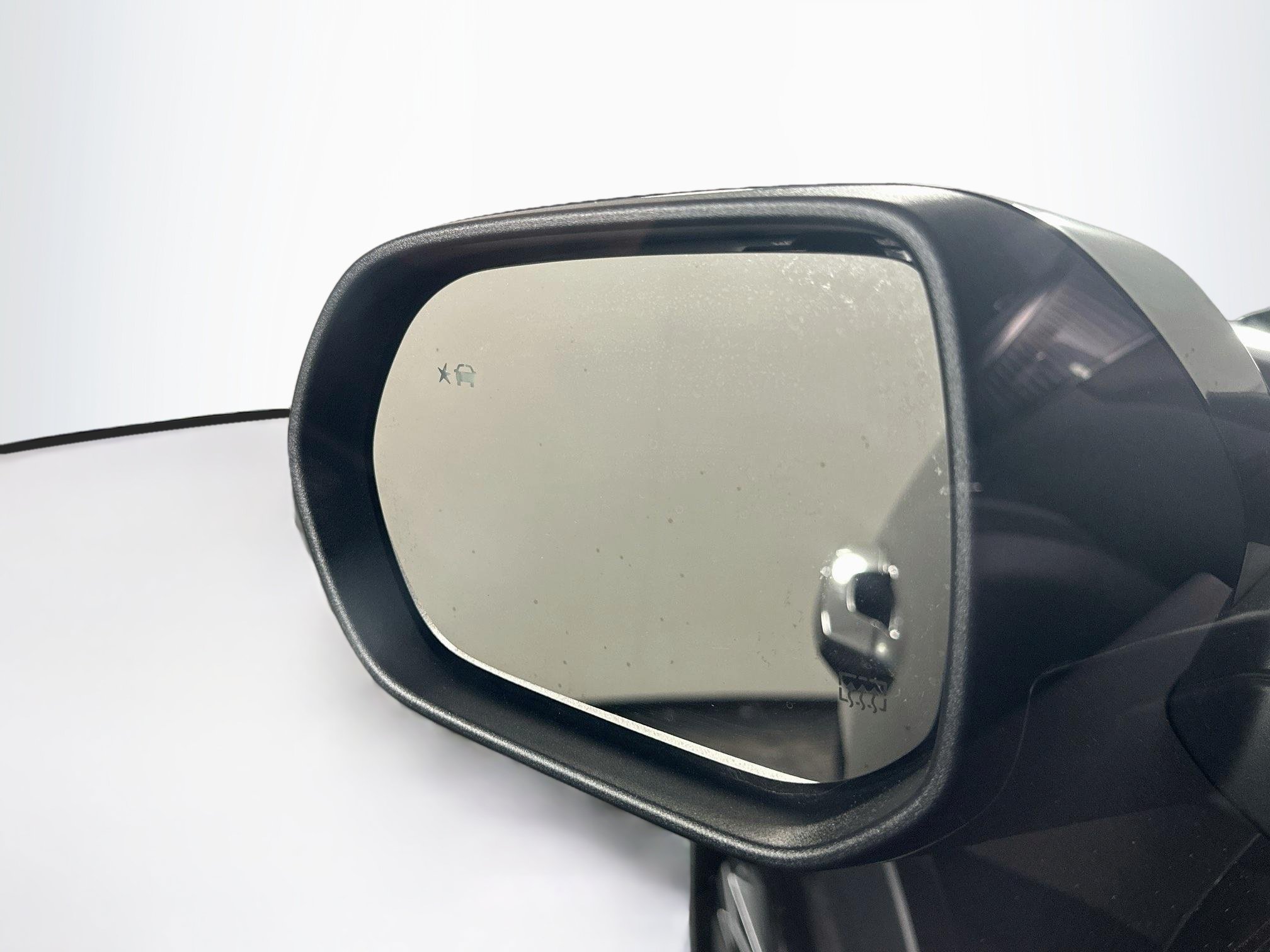 Used 2025 Chevrolet Equinox LT AWD/4WD image 16