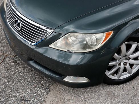 Used 2008 Lexus LS 460 RWD image 16