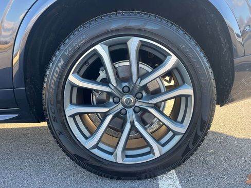 Used 2019 Volvo XC90 T6 Momentum w/ Advanced Package image 11