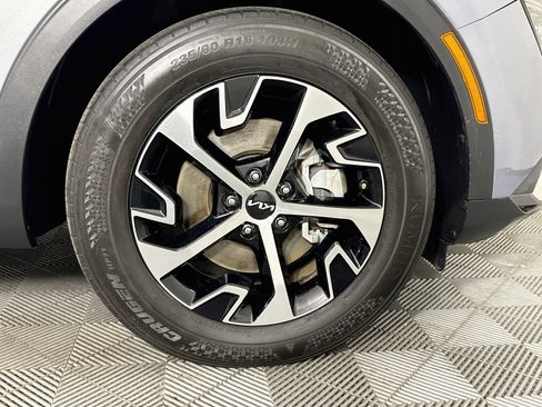 Used 2024 Kia Sportage EX FWD image 52