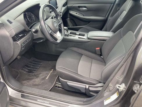 Used 2021 Nissan Sentra SV FWD image 19