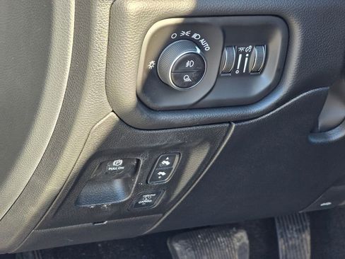 New 2026 RAM 1500 Laramie w/ Night Edition AWD/4WD image 37