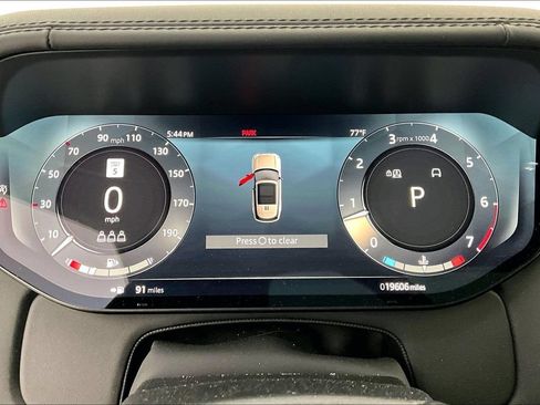 Used 2023 Land Rover Range Rover SV AWD/4WD image 28