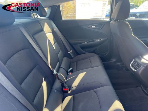 Used 2024 Chevrolet Malibu LT image 29