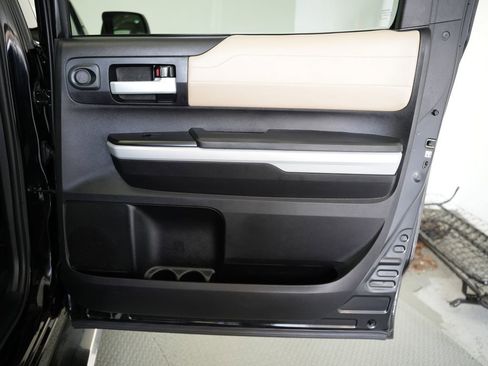 Used 2020 Toyota Tundra Limited w/ TRD Off-Road Package AWD/4WD image 15