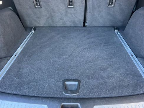 Used 2020 Cadillac XT5 Premium Luxury image 17