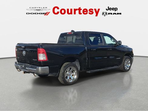 Used 2019 RAM 1500 Big Horn AWD/4WD image 4