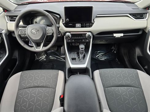 New 2025 Toyota RAV4 XLE image 20