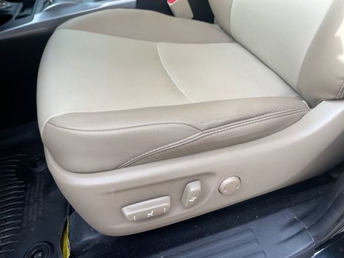 Used 2022 Toyota 4Runner SR5 Premium w/ Moonroof Package image 54