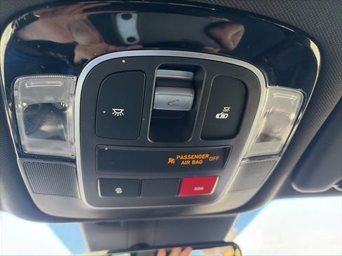 Used 2022 Hyundai Santa Cruz SEL Premium w/ Cargo Package image 25